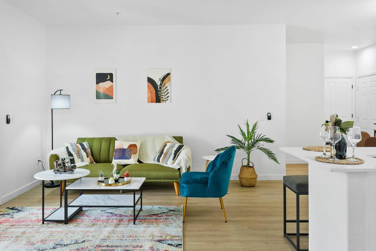 Cozysuites Glendale By The Stadium With Pool 03 Екстериор снимка