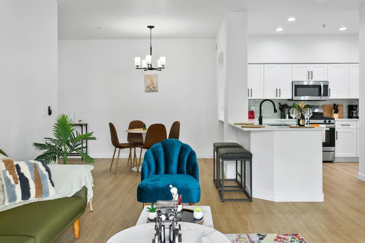 Cozysuites Glendale By The Stadium With Pool 03 Екстериор снимка